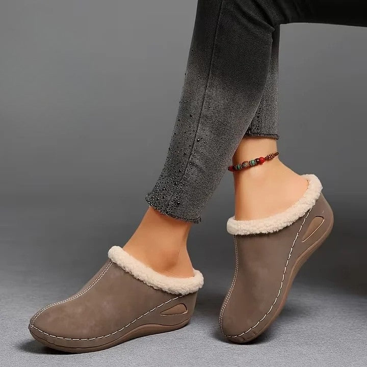 Novar | Pälsfodrade slip-on-sandaler
