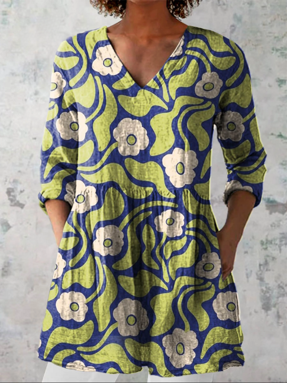 Elodie | Lång Blus med V-formad Hals