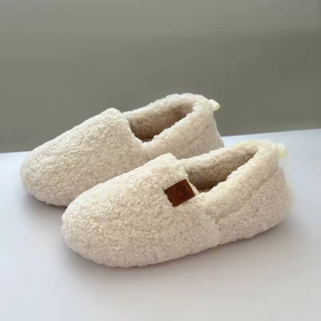 SnuggleStep™ – Varm Vinterslipper för Inomhusbruk med Mysigt Memory Foam