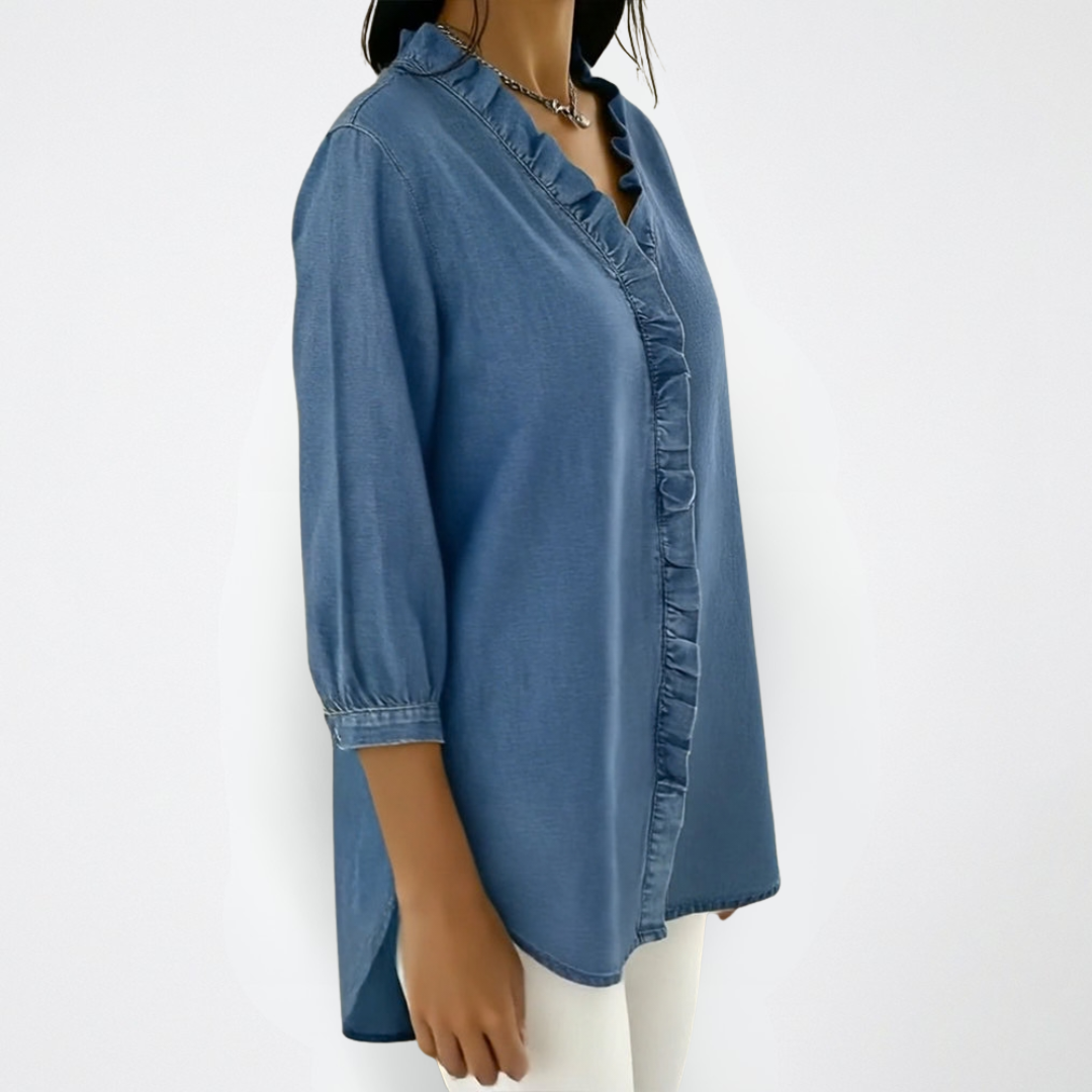 Christa – Elegant Blus Med Volangdetaljer