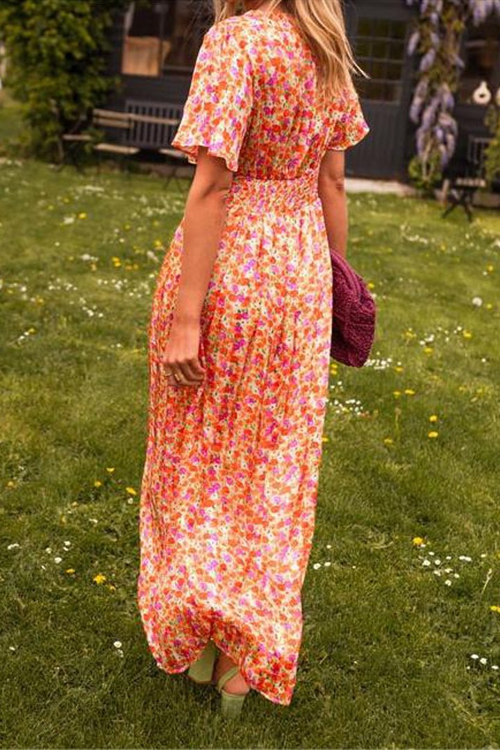 Faith | Elegant Långklänning Med Blommor