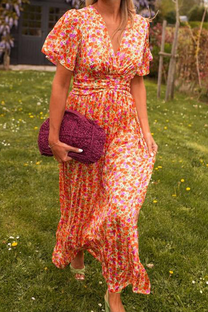 Faith | Elegant Långklänning Med Blommor